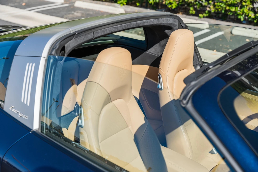 2019 Porsche 991 Targa 4 & 4S - Image 17 of 31
