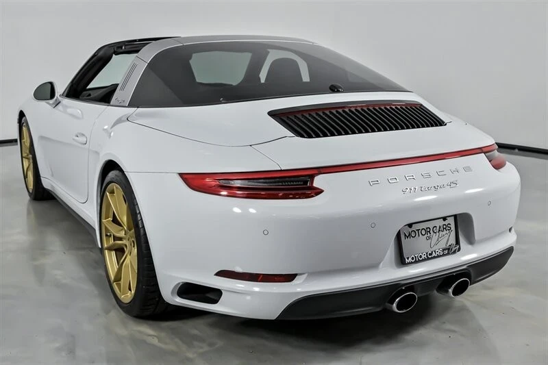 2019 Porsche 991 Targa 4 & 4S - Image 10 of 21