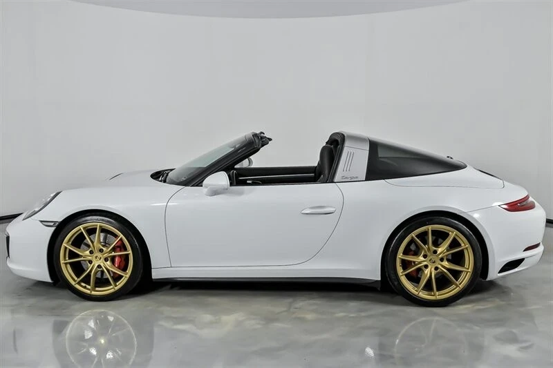 2019 Porsche 991 Targa 4 & 4S - Image 8 of 21