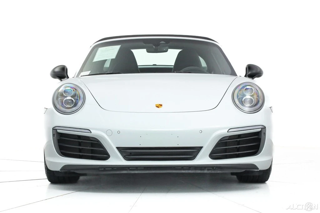 2019 Porsche 991 Targa 4 & 4S - Image 17 of 21