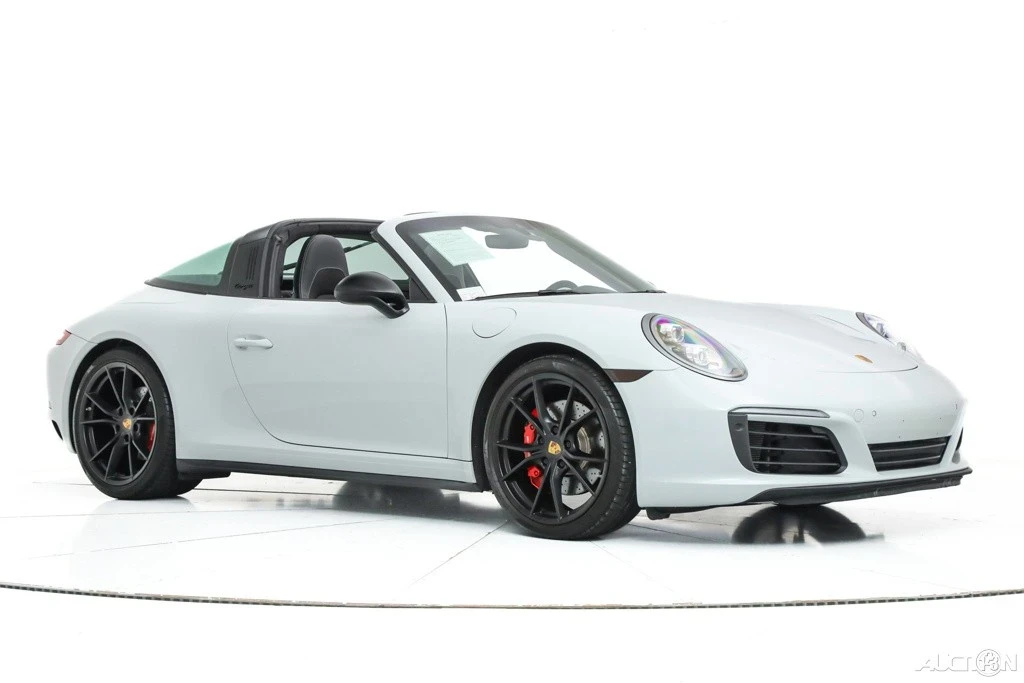 2019 Porsche 991 Targa 4 & 4S - Image 16 of 21