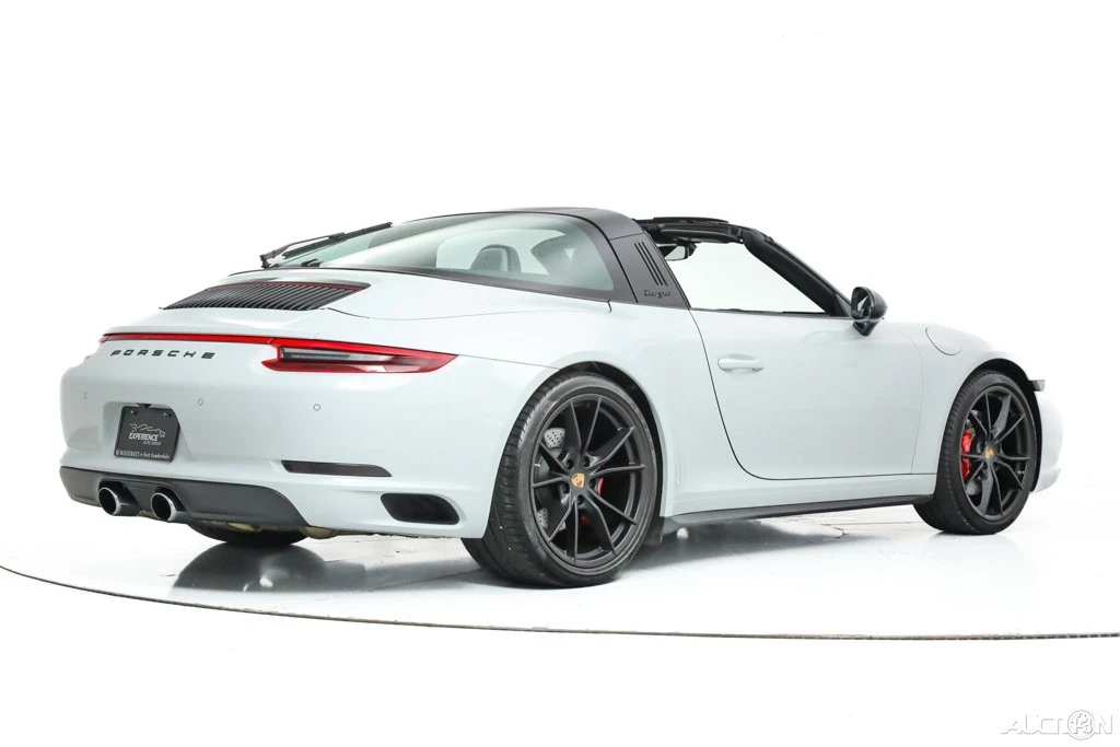 2019 Porsche 991 Targa 4 & 4S - Image 3 of 21