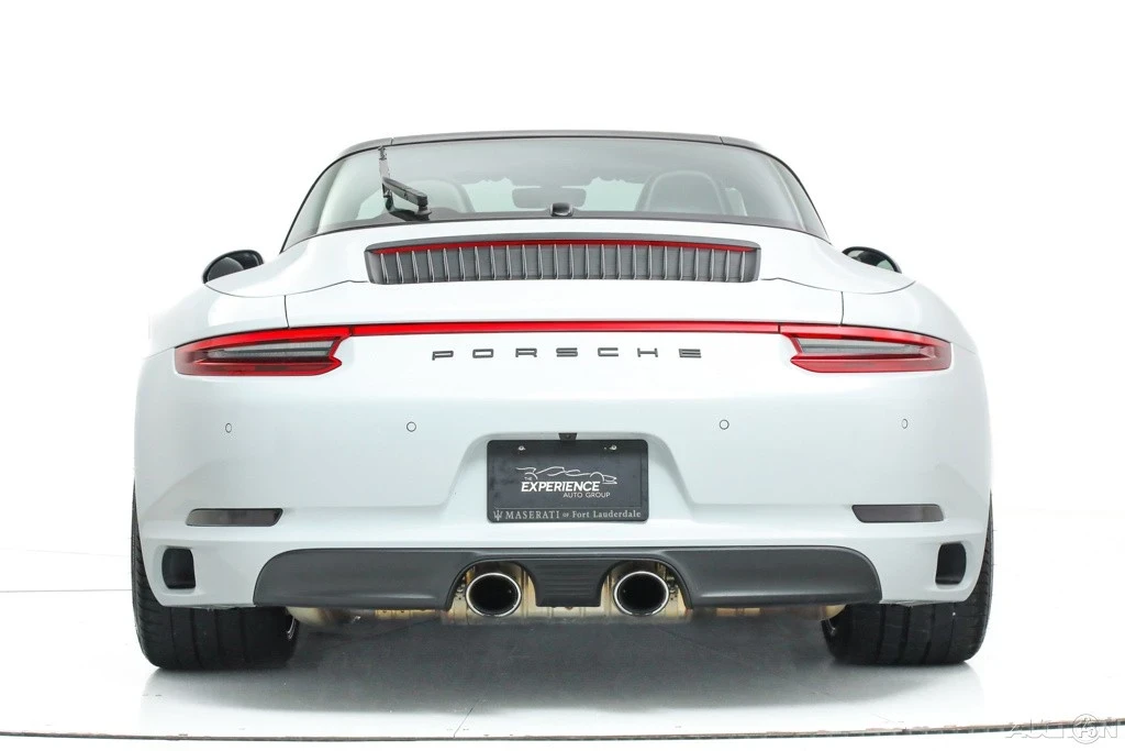 2019 Porsche 991 Targa 4 & 4S - Image 12 of 21
