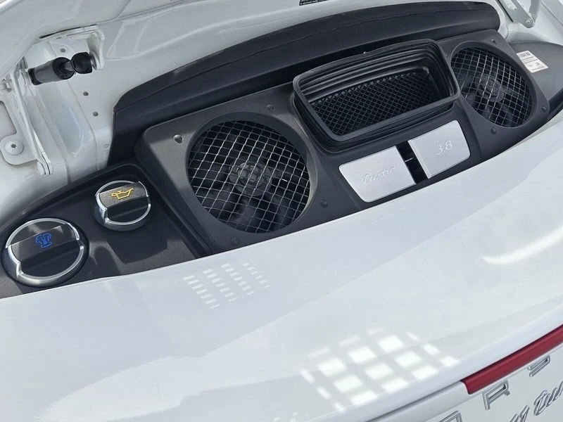 2019 Porsche 991 Turbo - Image 16 of 18