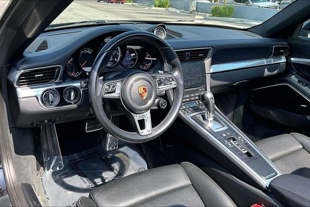 2019 Porsche 991 Turbo - Image 15 of 31