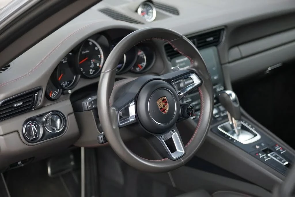 2019 Porsche 991 Turbo - Image 13 of 31