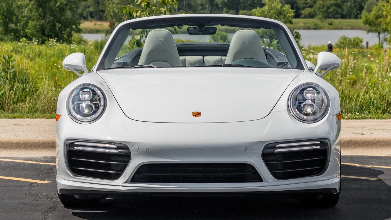 2019 Porsche 991 Turbo - Image 10 of 31