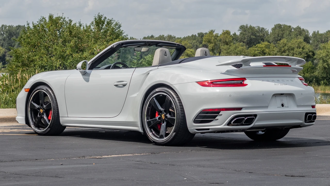 2019 Porsche 991 Turbo - Image 15 of 31