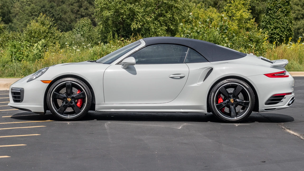 2019 Porsche 991 Turbo - Image 8 of 31