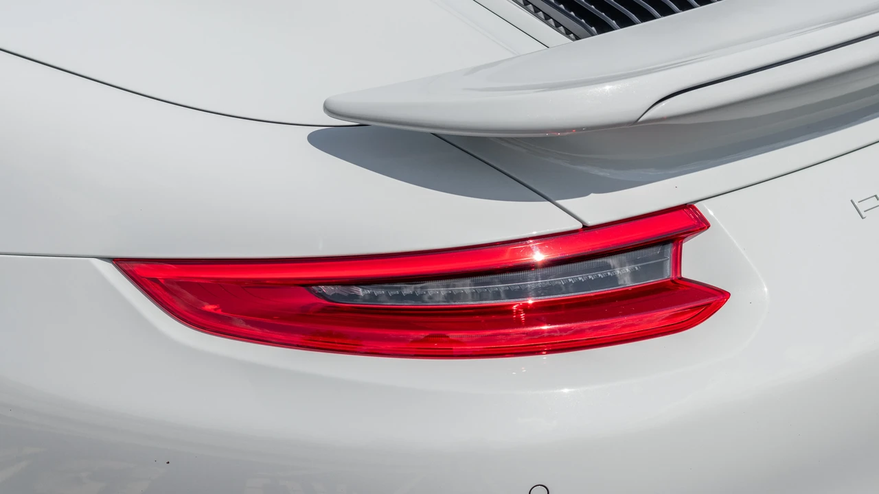 2019 Porsche 991 Turbo - Image 19 of 31