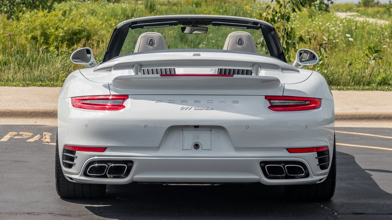 2019 Porsche 991 Turbo - Image 14 of 31