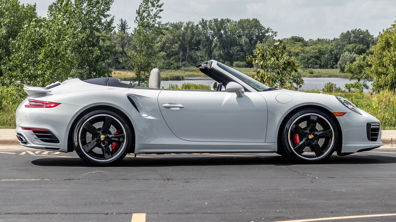 2019 Porsche 991 Turbo - Image 12 of 31