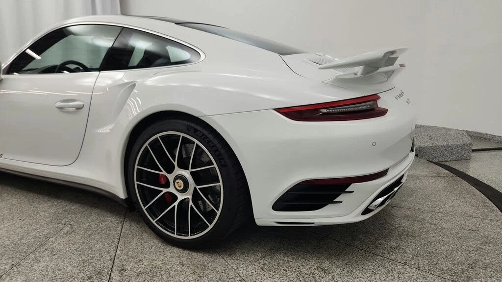 2019 Porsche 991 Turbo - Image 17 of 31