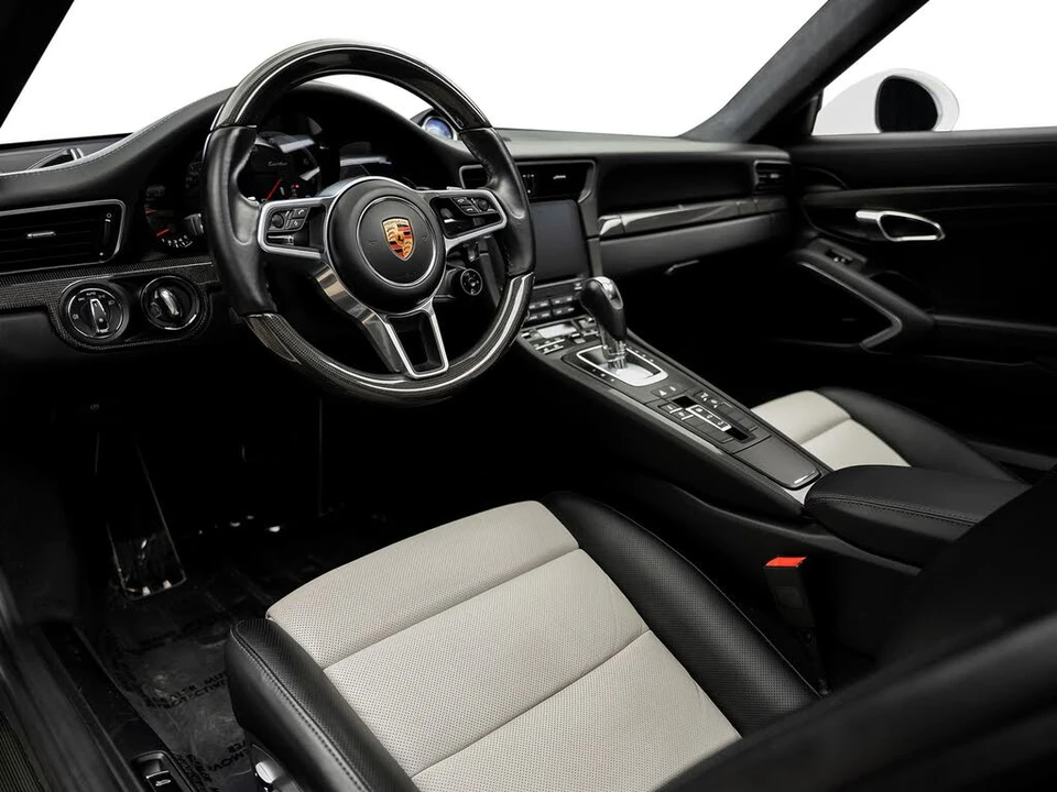 2019 Porsche 991 Turbo - Image 30 of 31