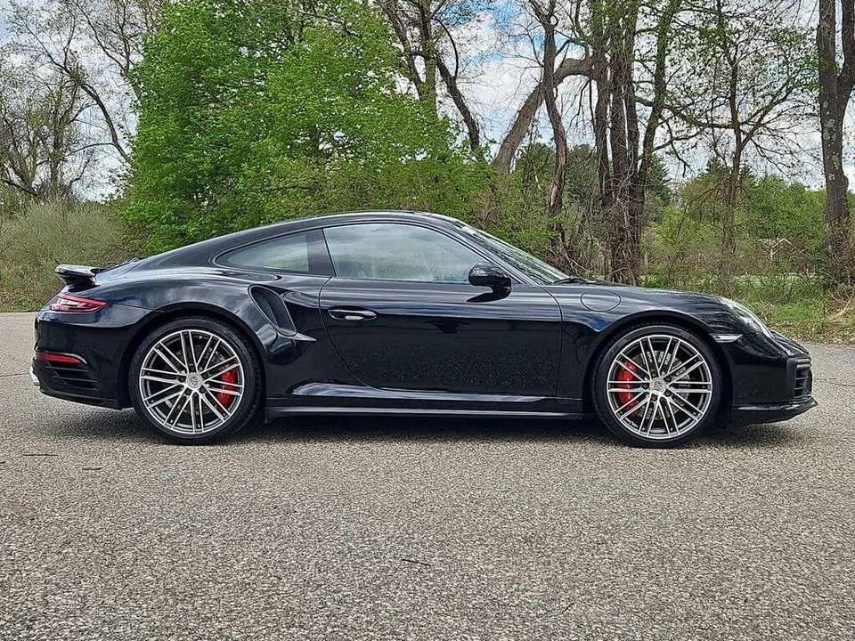 2019 Porsche 991 Turbo - Image 8 of 31