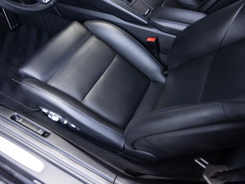 2019 Porsche 991 Turbo S - Image 24 of 31
