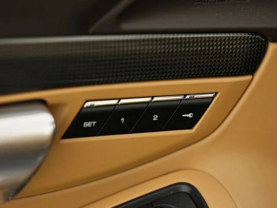 2019 Porsche 991 Turbo S - Image 24 of 31