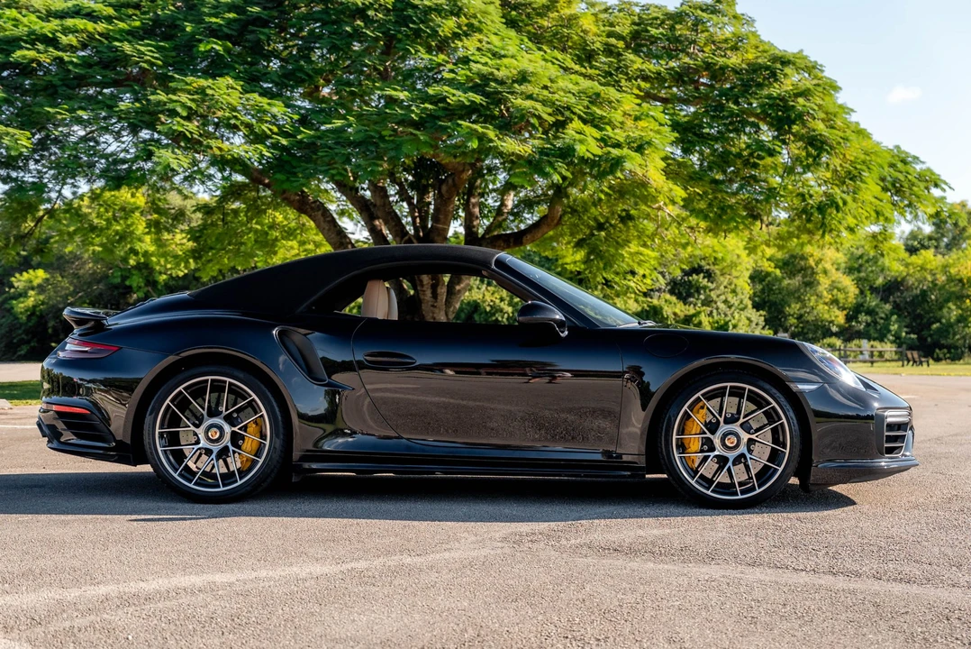 2019 Porsche 991 Turbo S - Image 9 of 31