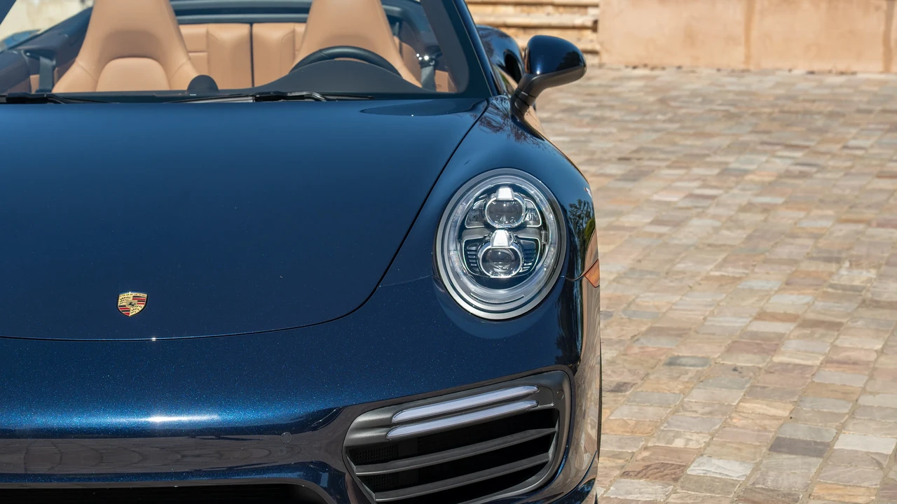 2019 Porsche 991 Turbo S - Image 23 of 31