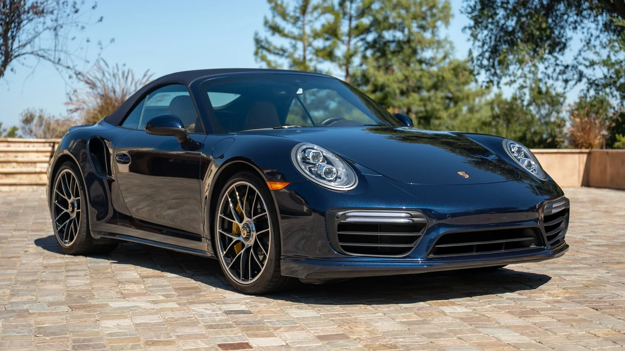 2019 Porsche 991 Turbo S - Image 12 of 31