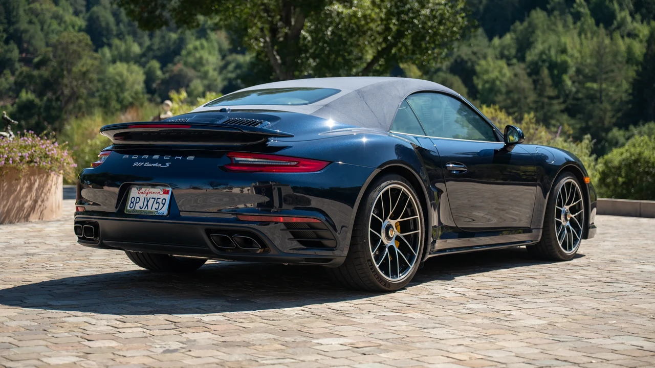 2019 Porsche 991 Turbo S - Image 14 of 31