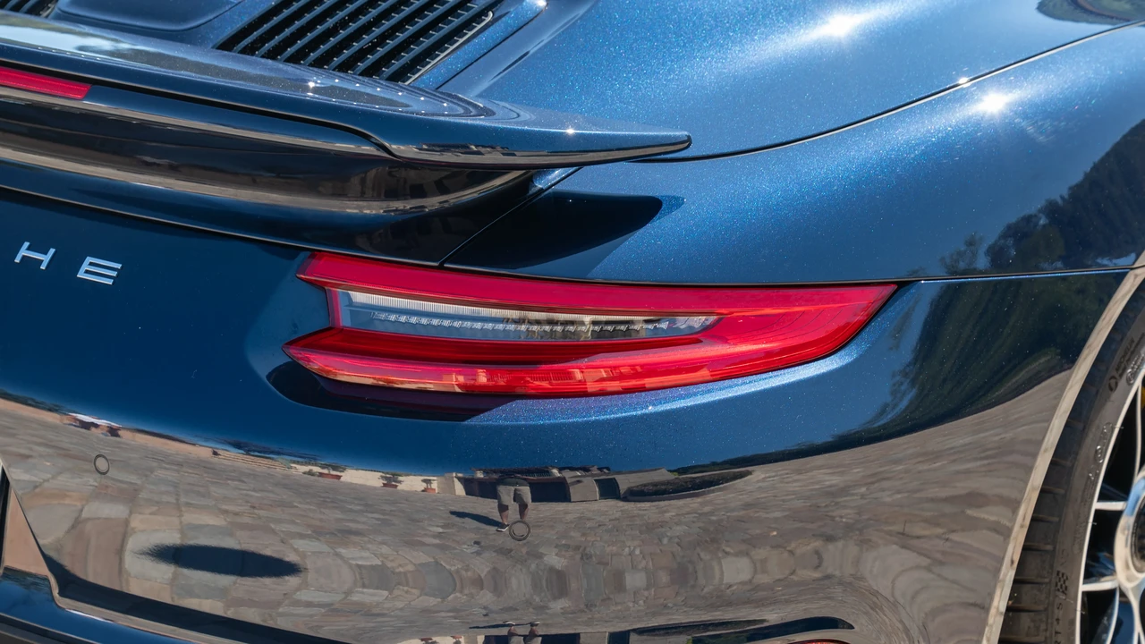 2019 Porsche 991 Turbo S - Image 25 of 31