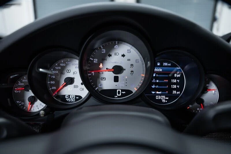 2019 Porsche 991 Turbo S - Image 17 of 31