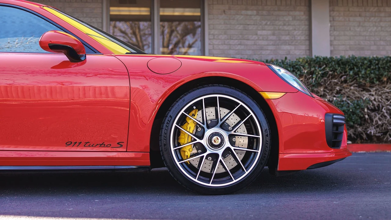 2019 Porsche 991 Turbo S - Image 7 of 31