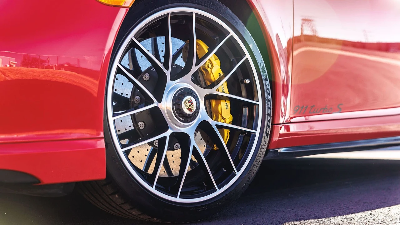 2019 Porsche 991 Turbo S - Image 13 of 31