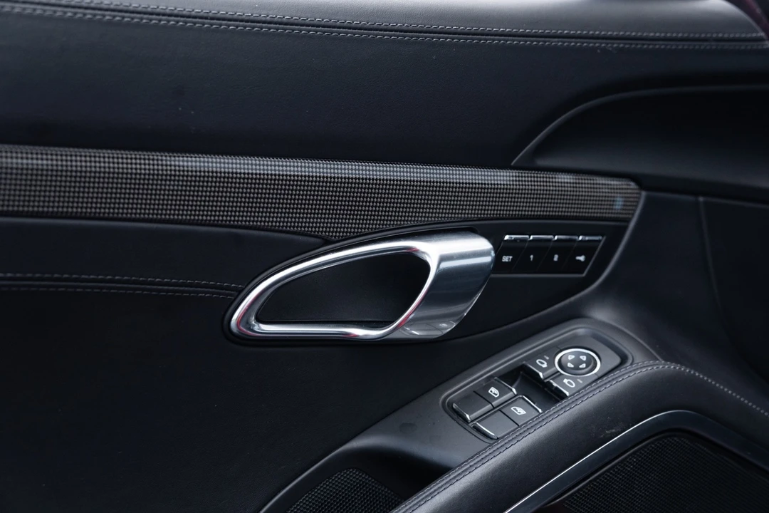2019 Porsche - Image 31 of 31
