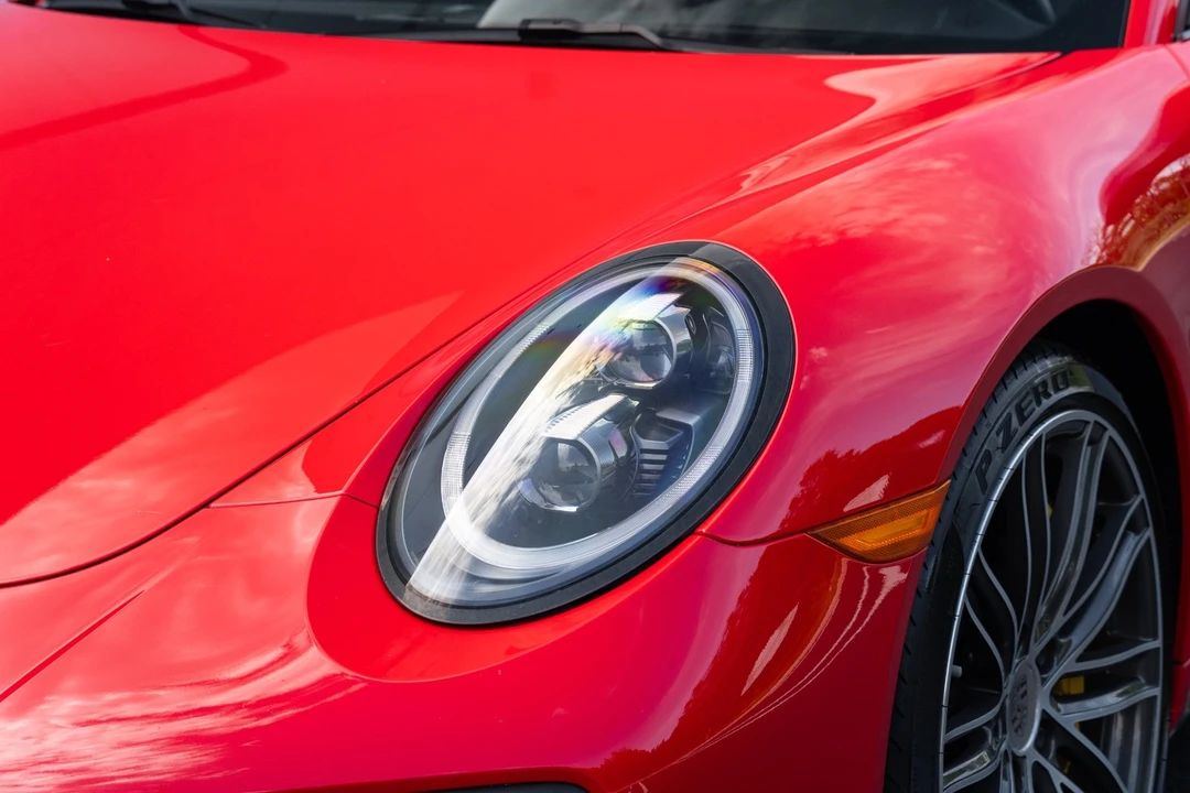 2019 Porsche - Image 22 of 31