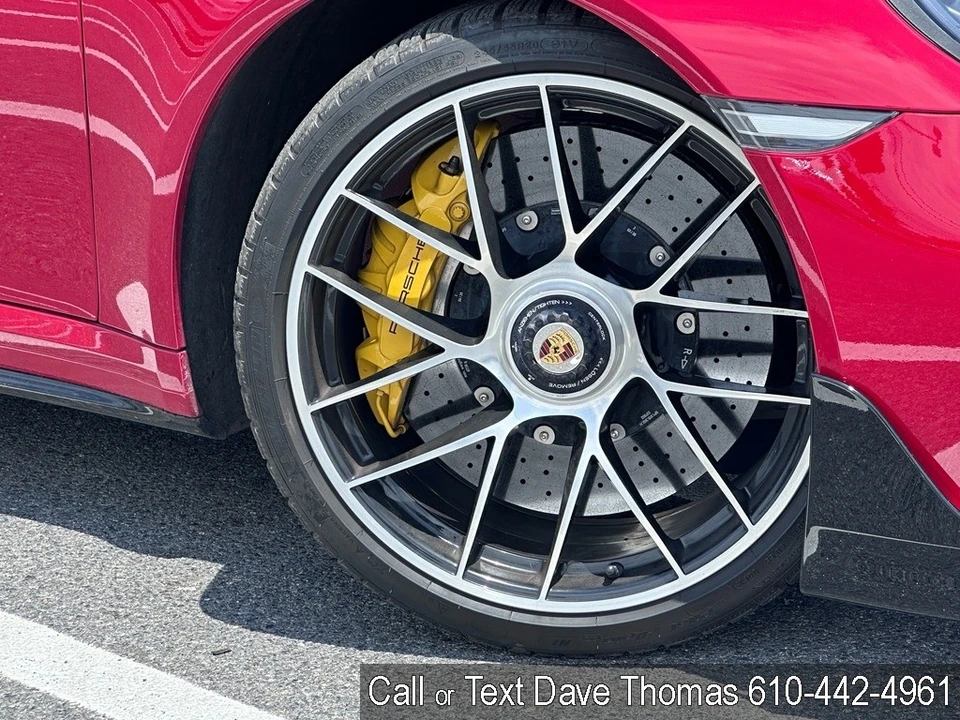 2019 Porsche - Image 4 of 24