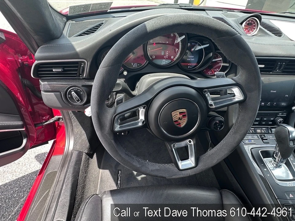 2019 Porsche - Image 17 of 24