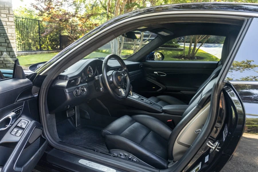 2019 Porsche 991 Turbo - Image 18 of 31