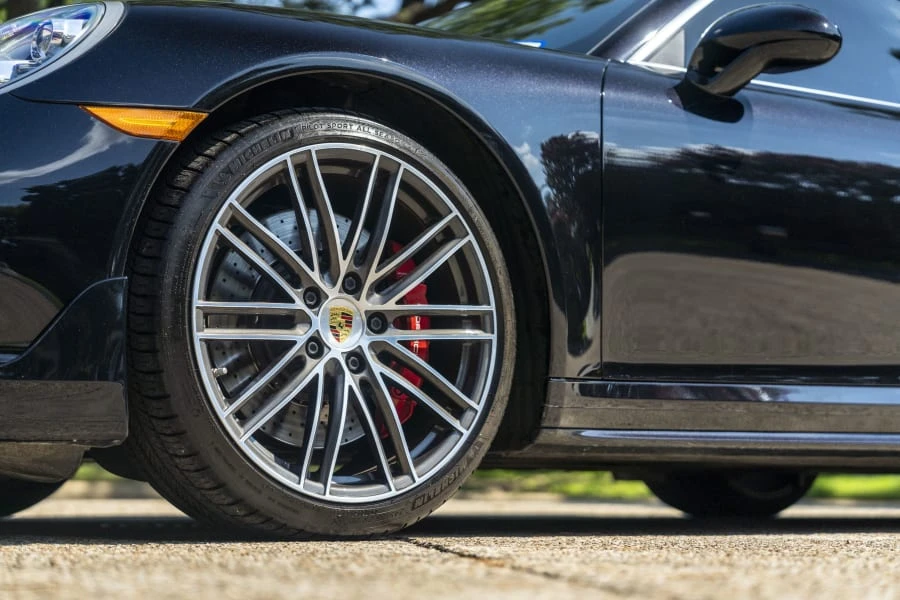 2019 Porsche 991 Turbo - Image 14 of 31