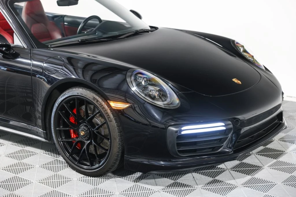 2019 Porsche - Image 9 of 31