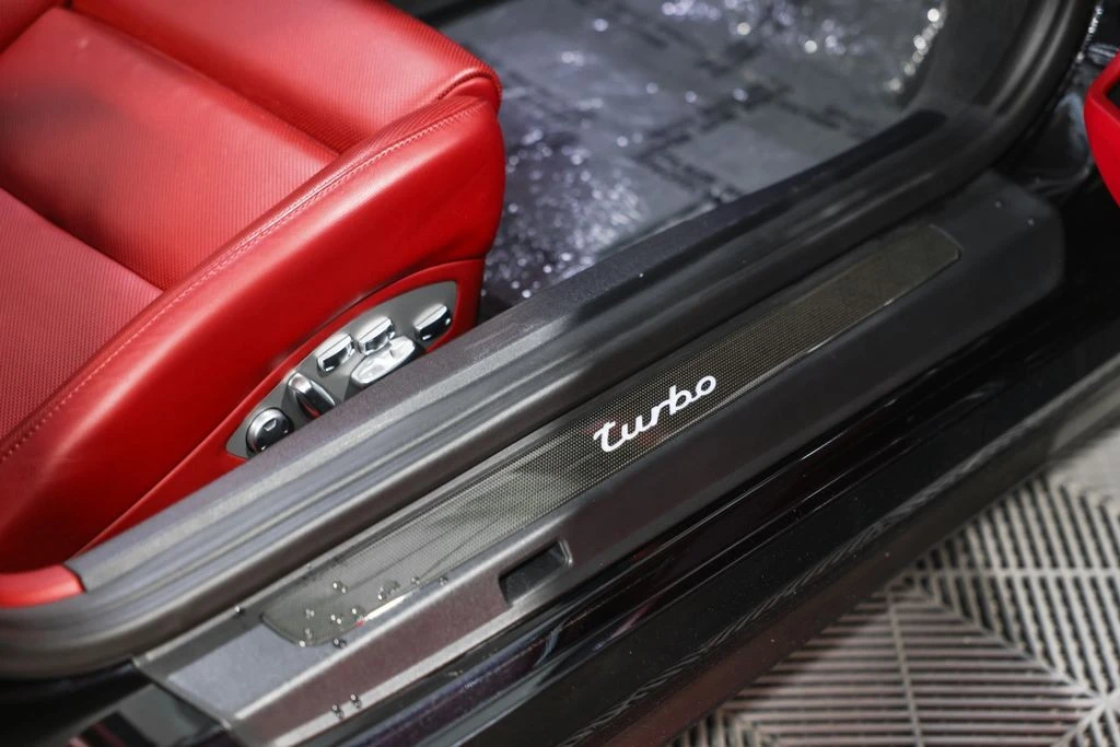 2019 Porsche - Image 30 of 31