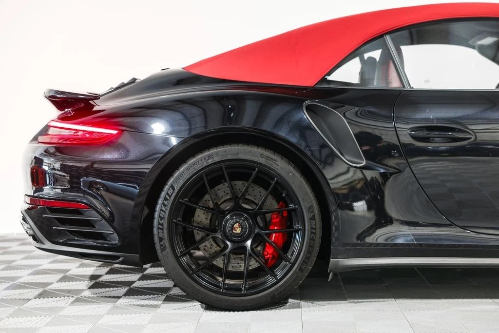 2019 Porsche - Image 3 of 31