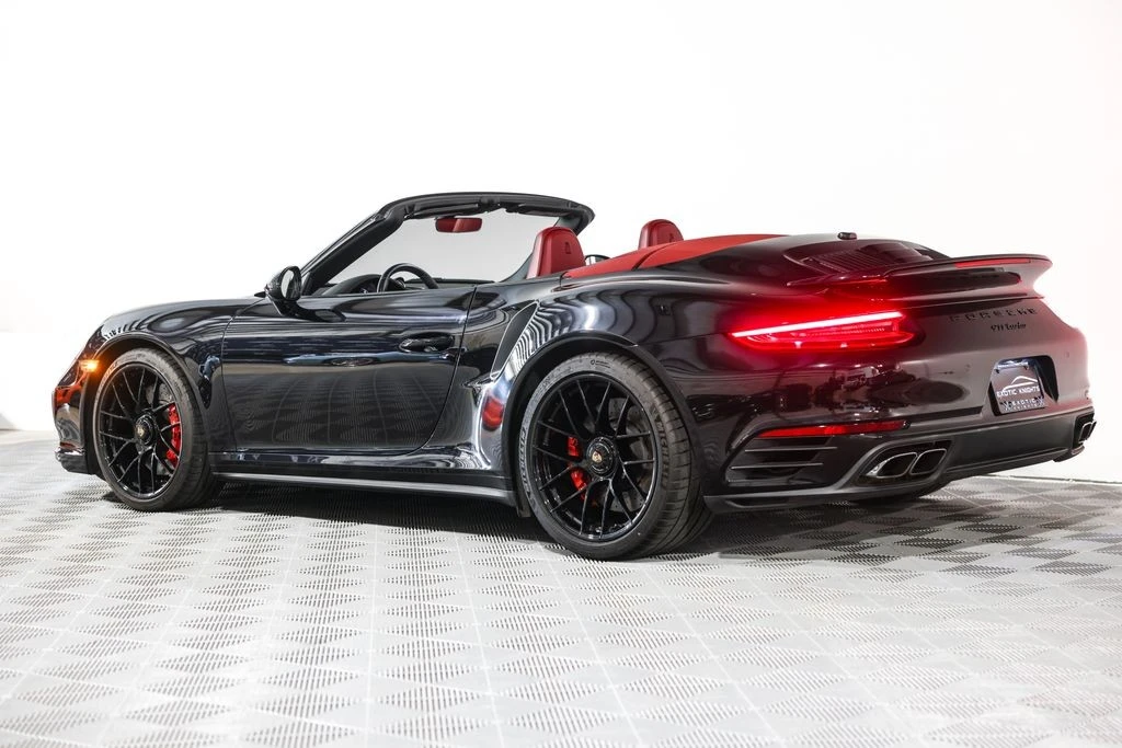 2019 Porsche - Image 17 of 31