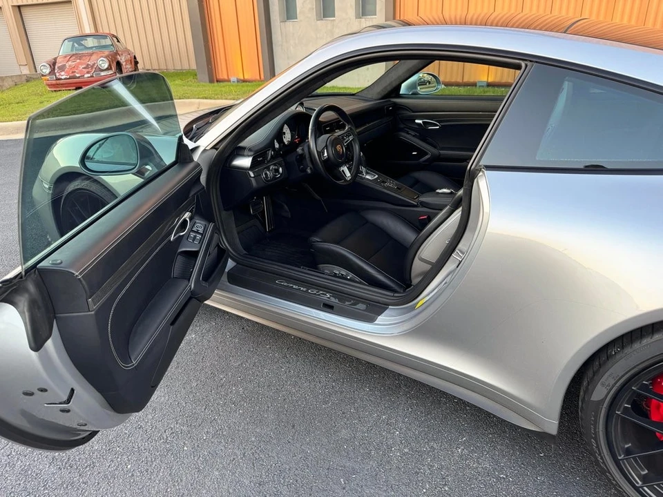 2019 Porsche 991 Carrera GTS - Image 19 of 21