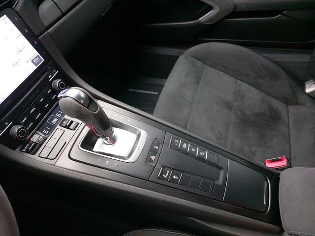 2019 Porsche 991 Carrera - Image 26 of 31