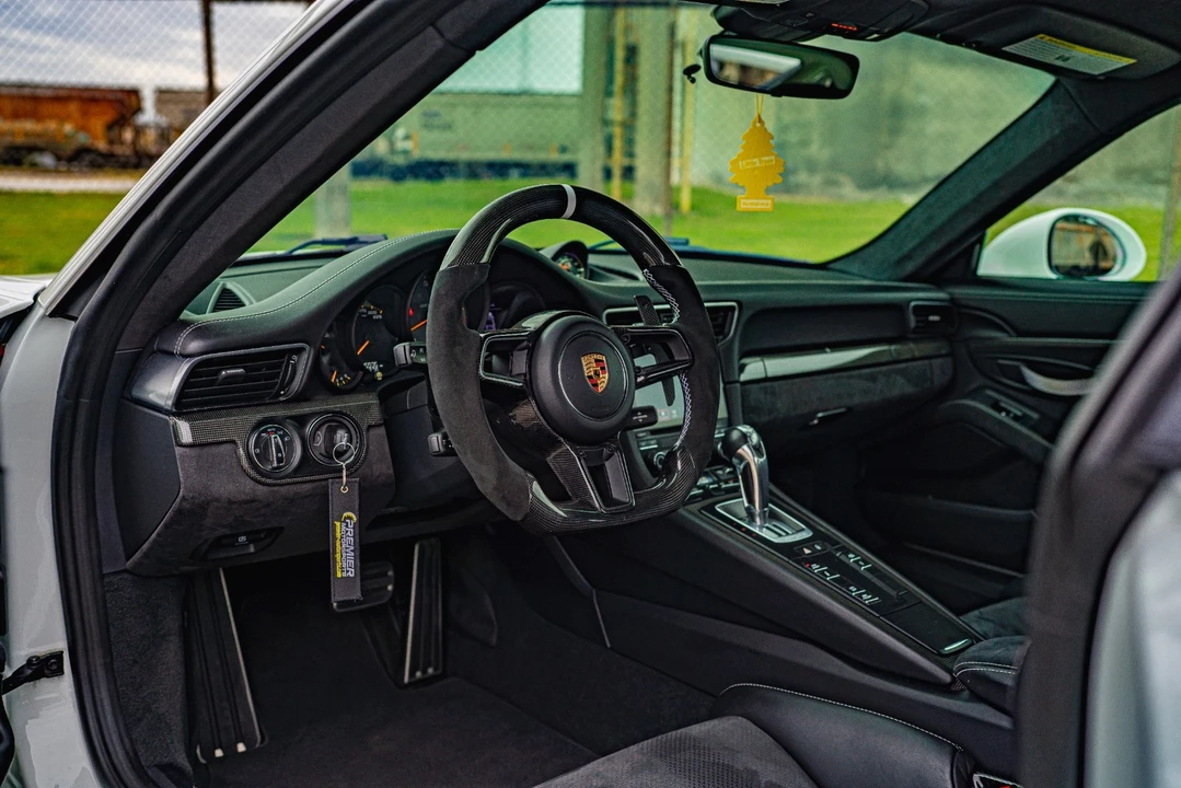 2019 Porsche 991 Carrera - Image 12 of 17