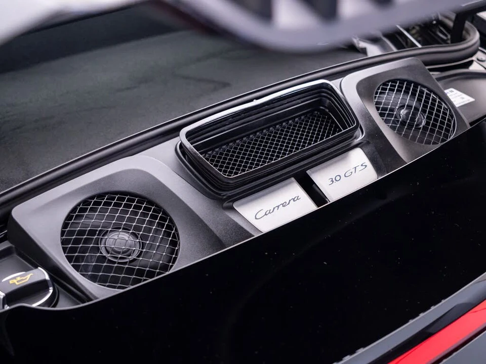 2019 Porsche 991 Carrera - Image 30 of 31