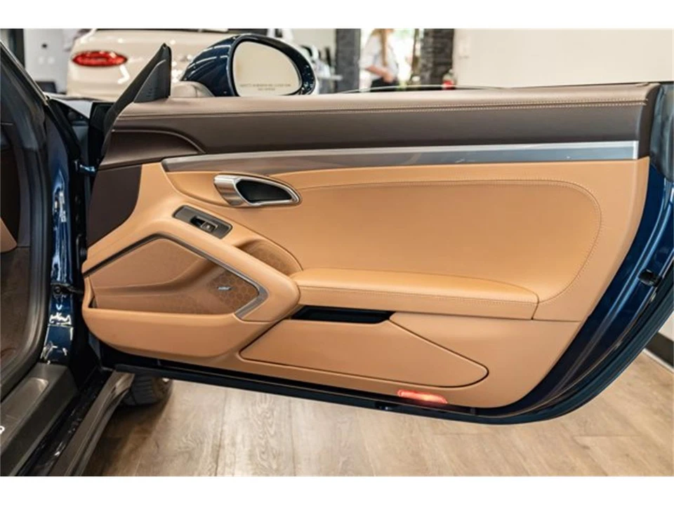 2019 Porsche 991 Carrera - Image 27 of 31
