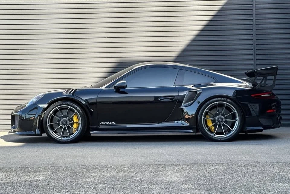 2019 Porsche 991 GT2 RS - Image 2 of 7