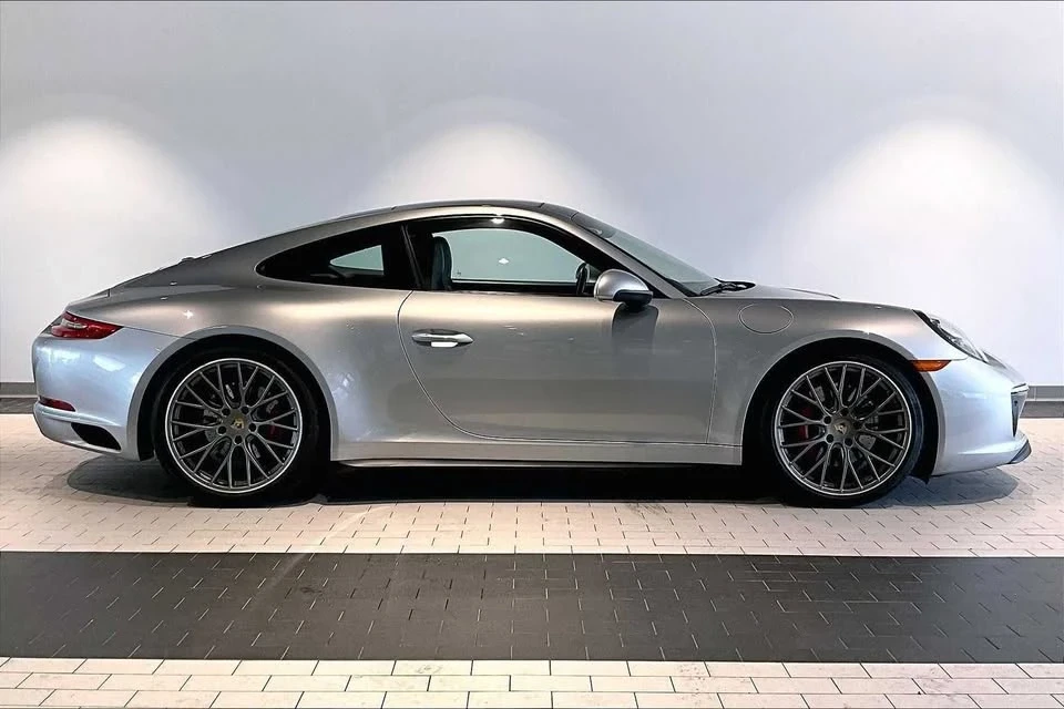 2019 Porsche 991 Carrera GTS - Image 8 of 20