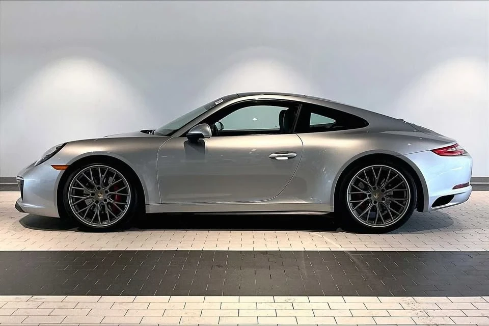 2019 Porsche 991 Carrera GTS - Image 2 of 20