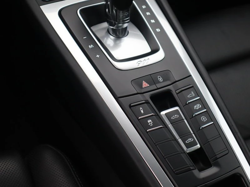 2019 Porsche 991 Targa 4 & 4S - Image 12 of 20