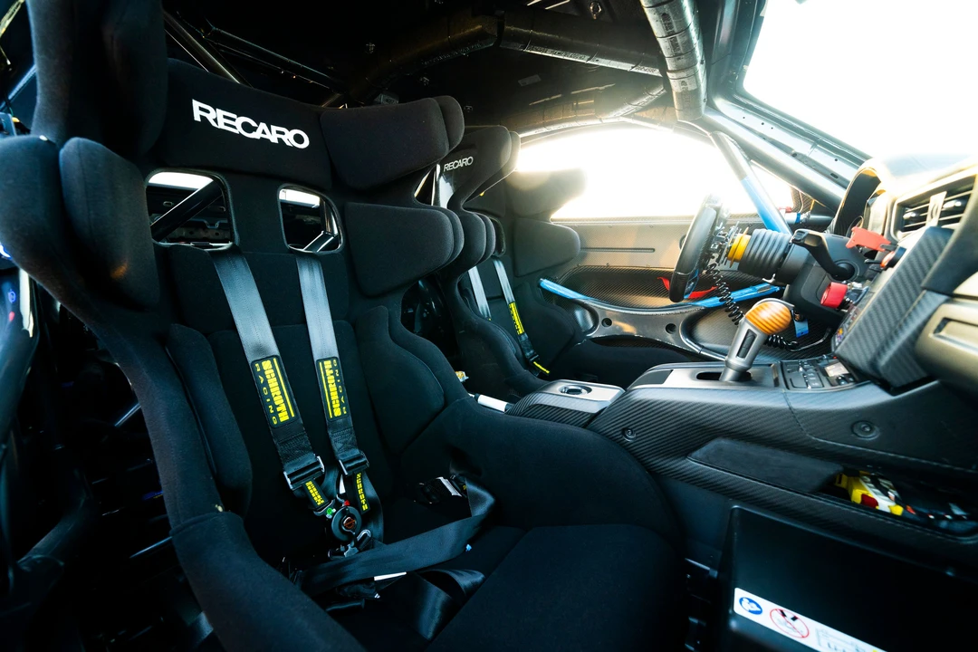 2019 Porsche 934 & 935 - Image 12 of 31