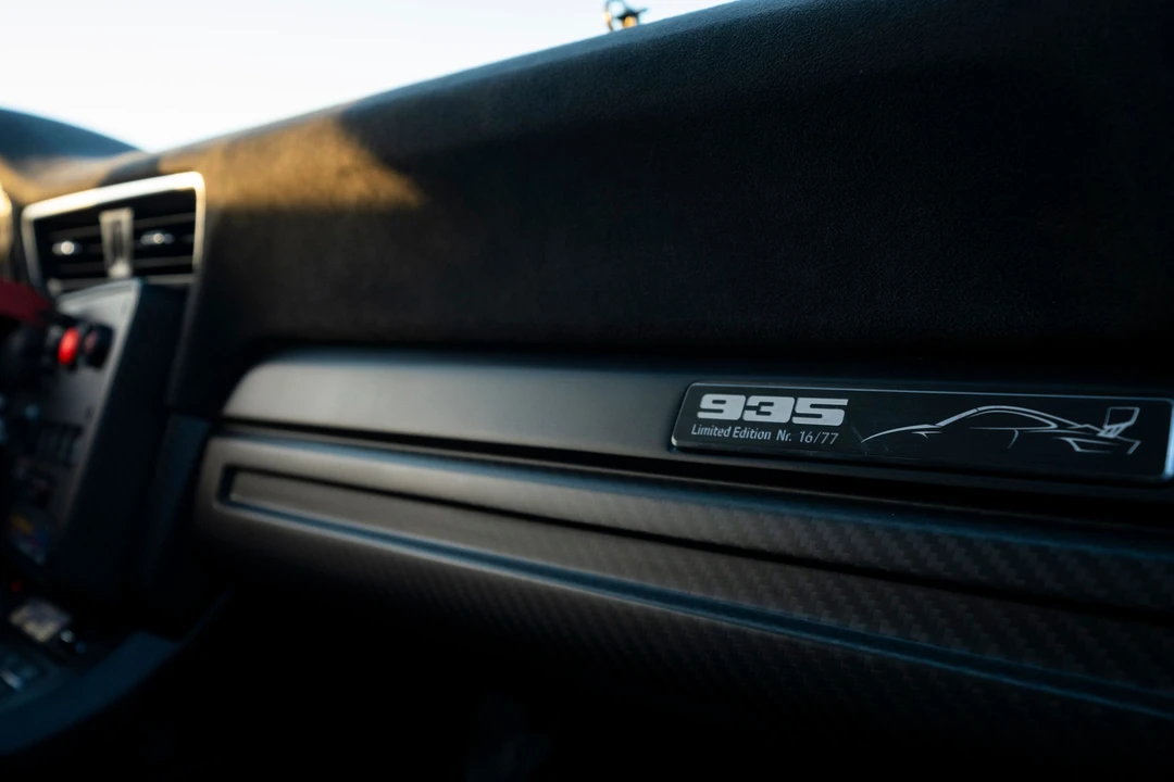 2019 Porsche 934 & 935 - Image 14 of 31